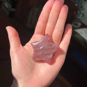 STRAWBERRY QUARTZ STAR